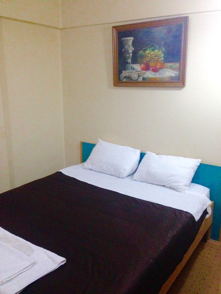 Elite Hotel City Center Saray Bed And Breakfast Екстер'єр фото